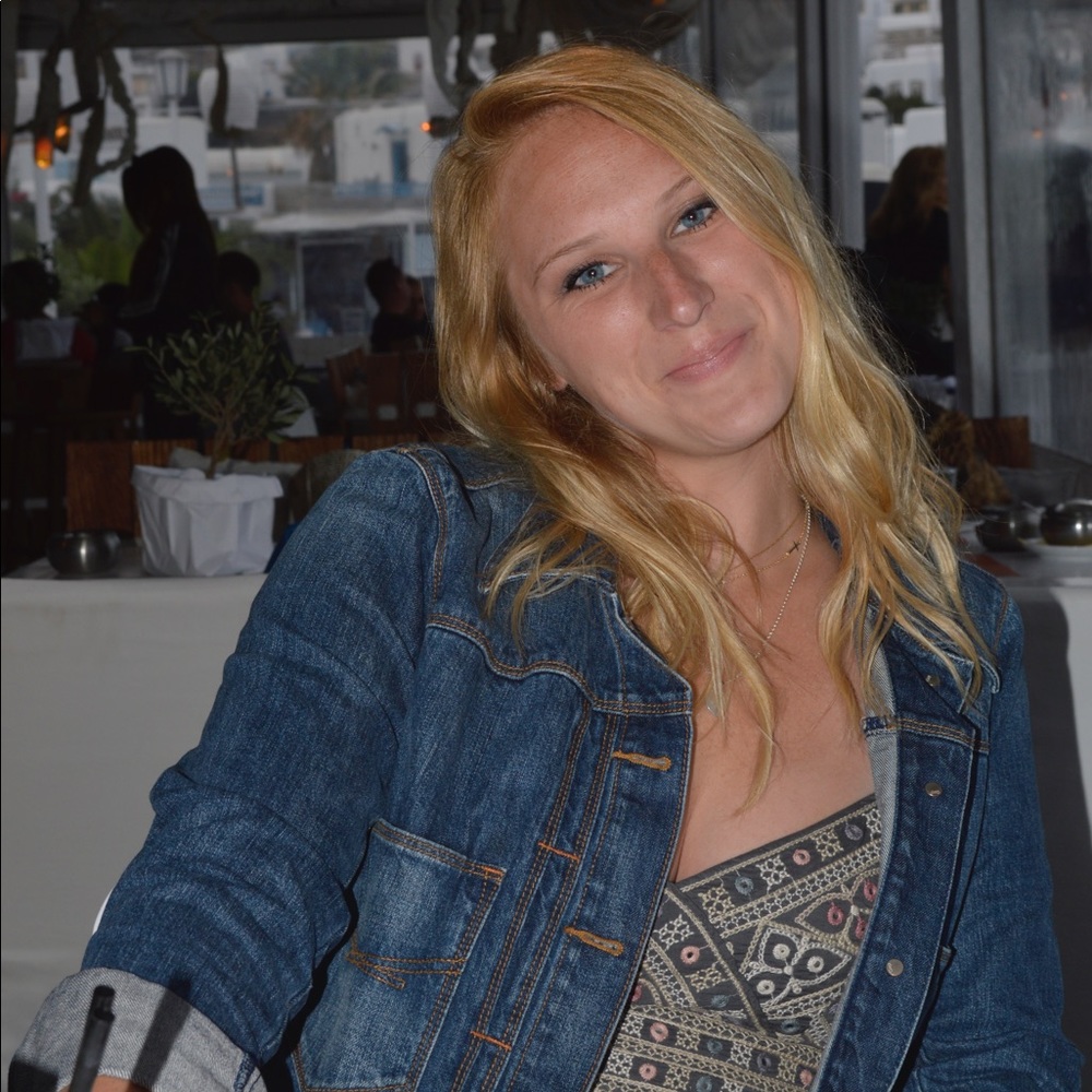 Meet your Posher, Abigail